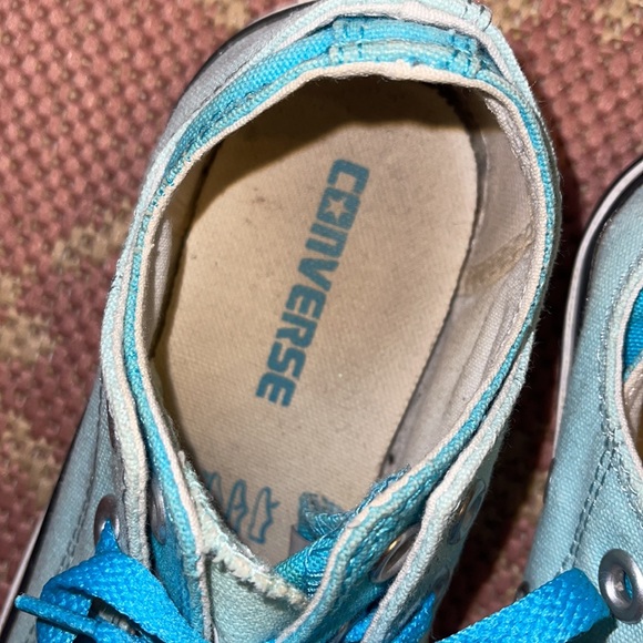 Converse - Picture 2 of 7